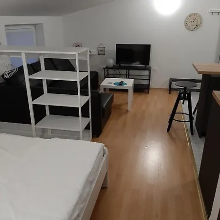 Tanja *